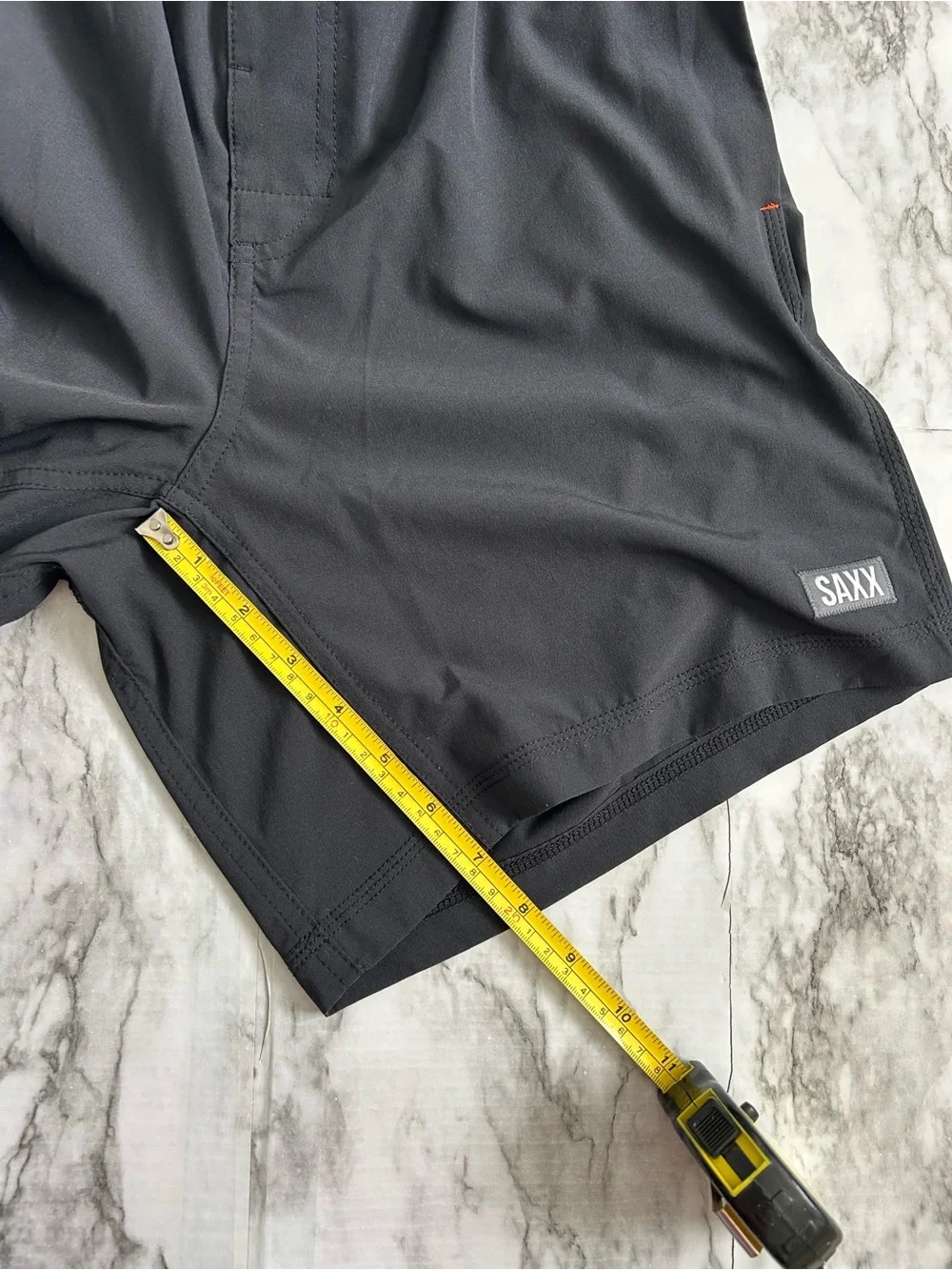 SAXX men’s size 34 Betawave 2 in 1 Swim Shorts lined ballpark pouch Boardie 17”